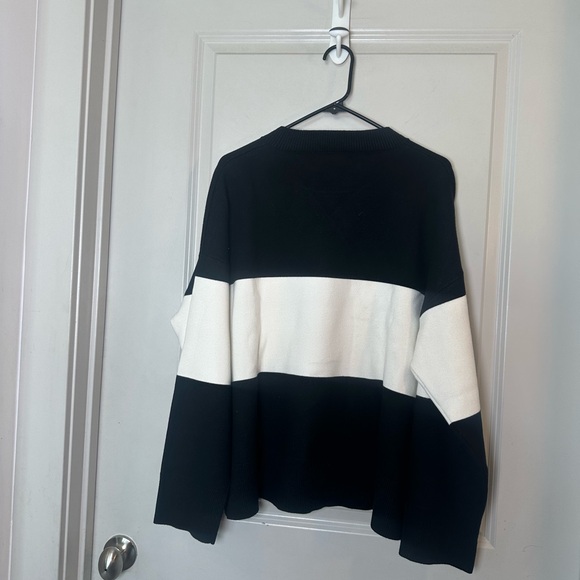 Mango Fine Knit Oversized Striped Black/White Sweater, Size 3XL - Picture 13 of 14